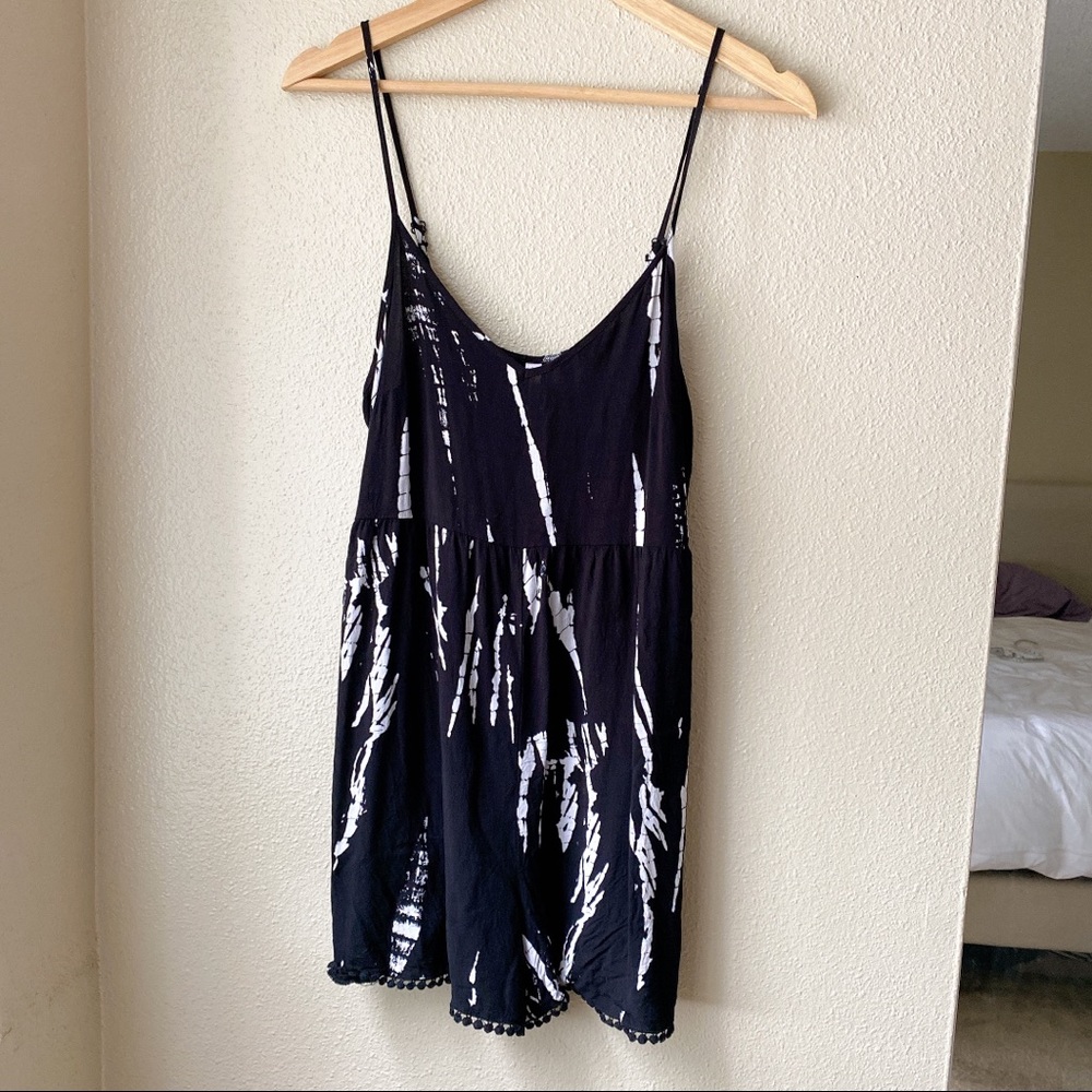 🩷 Boho summer romper with Pockets! Adjustable Straps - Size M